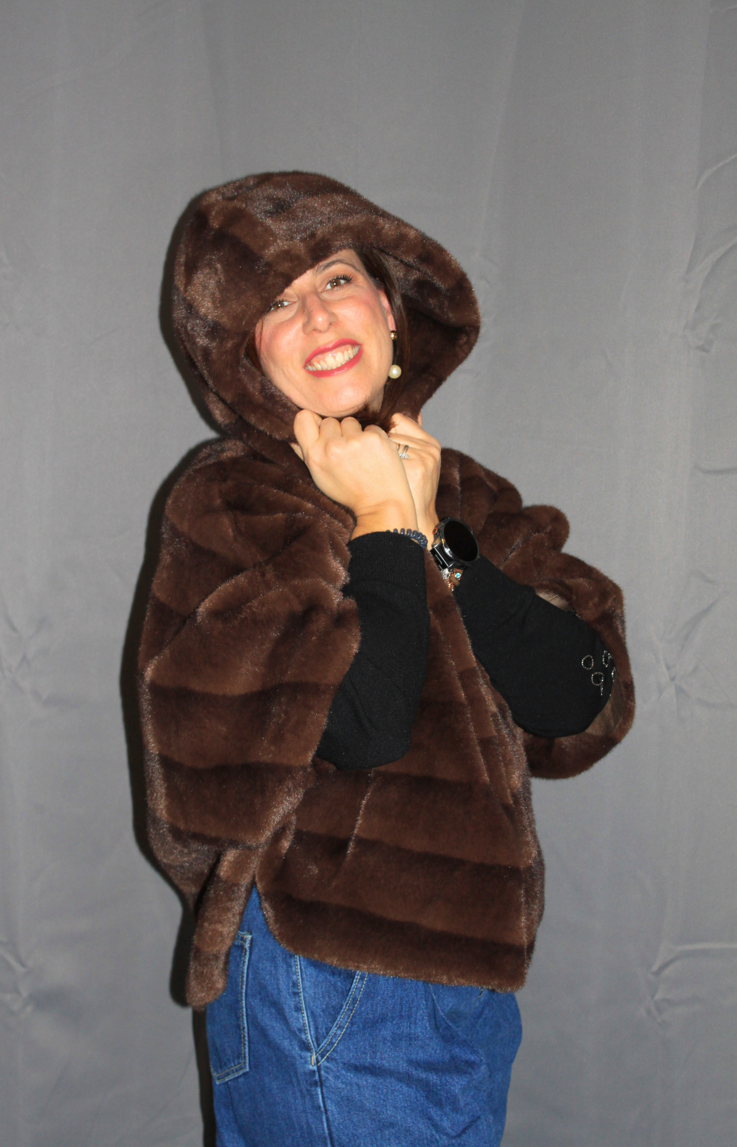 Ecopelliccia donna manica 3/4 – elegante e confortevole