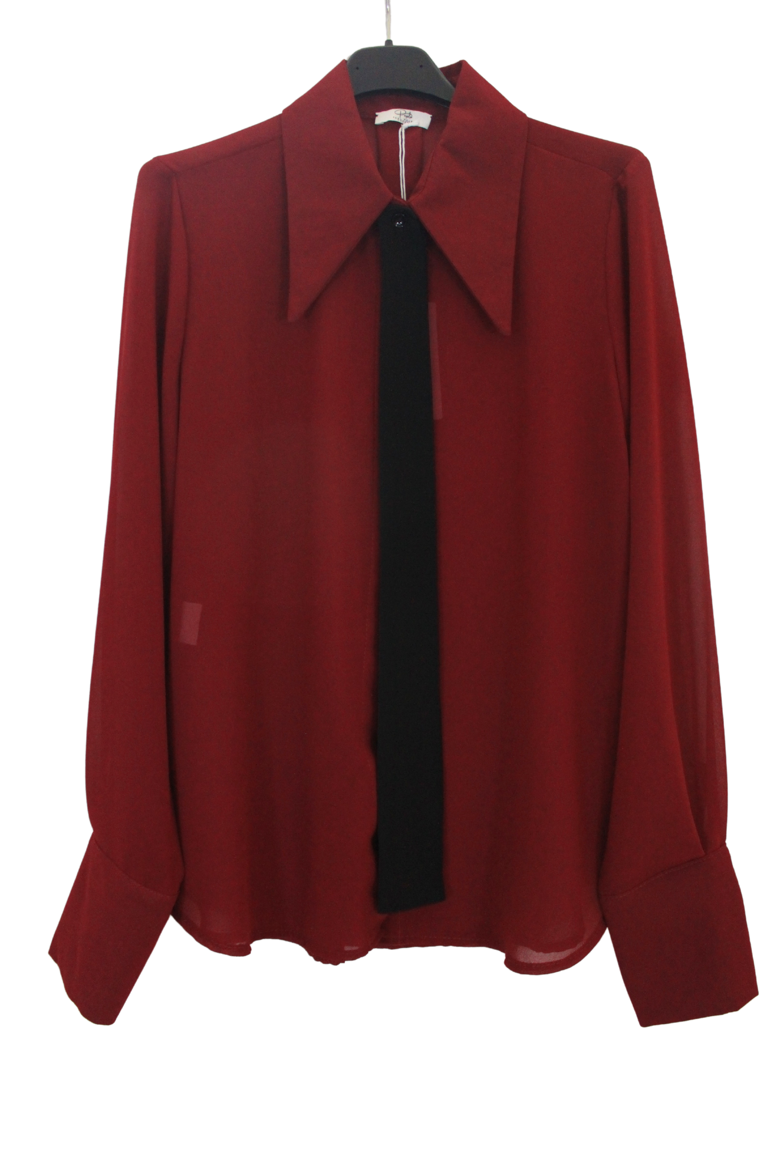 Camicia donna con necktie – elegante e versatile