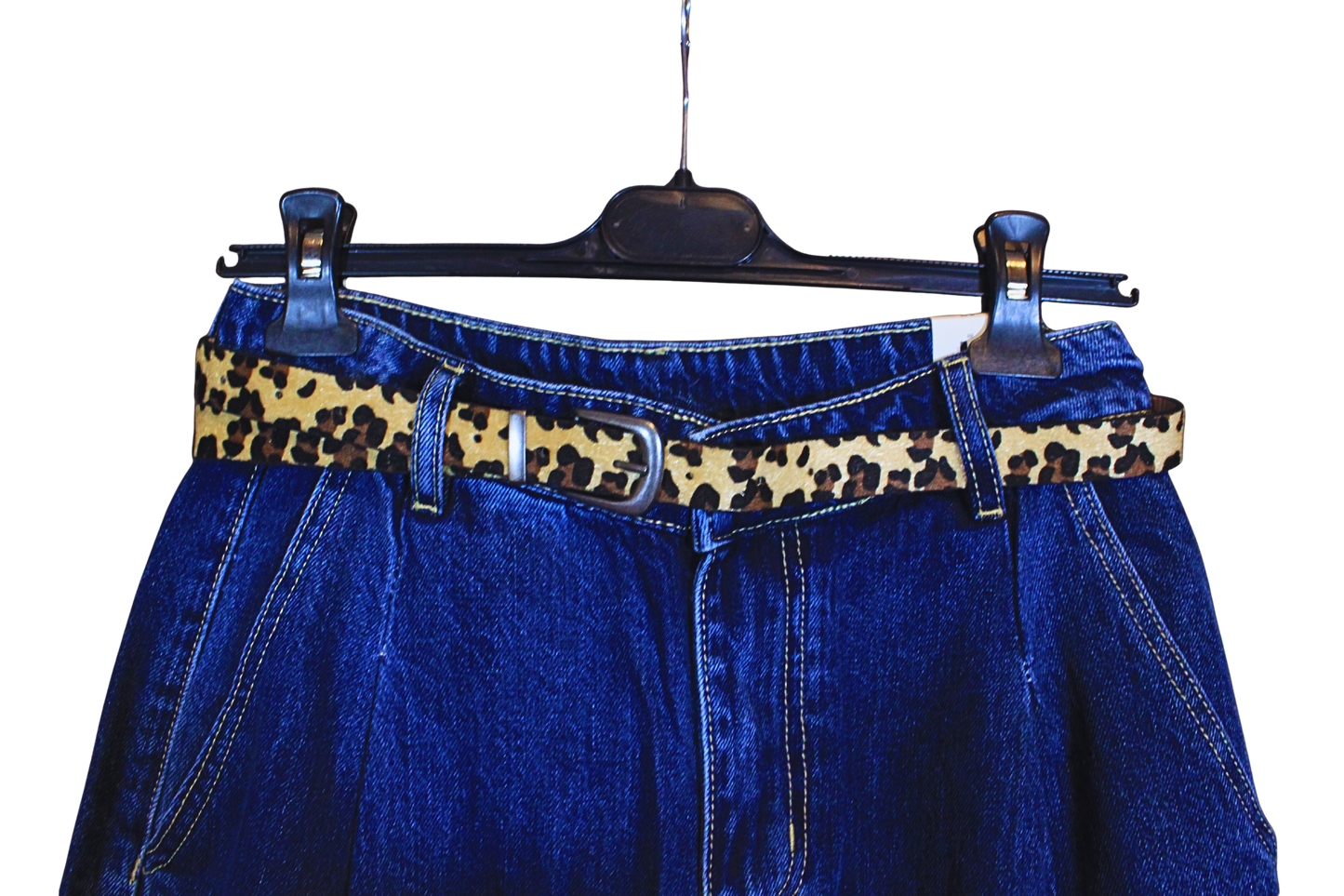 Jeans donna con cintura leopardata – comodi e chic