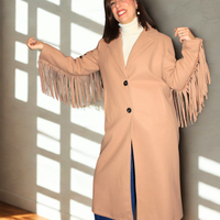 Cappotto donna con frange elegante e moderno
